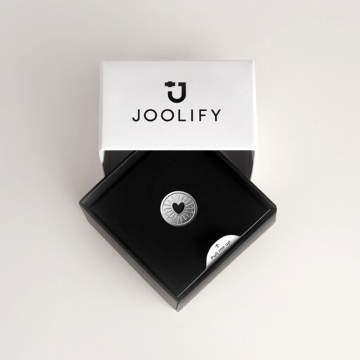 Packaging για τα Joollions της Joolify. Εναλλασσόμενα κοσμήματα από επιπλατινωμένο ασήμι 925.