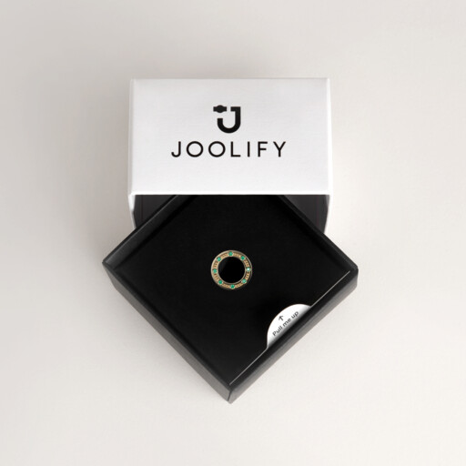 Packaging για τα Joollions της Joolify. Εναλλασσόμενα κοσμήματα από επιχρυσωμένο ασήμι 925 με χρυσό 18k.