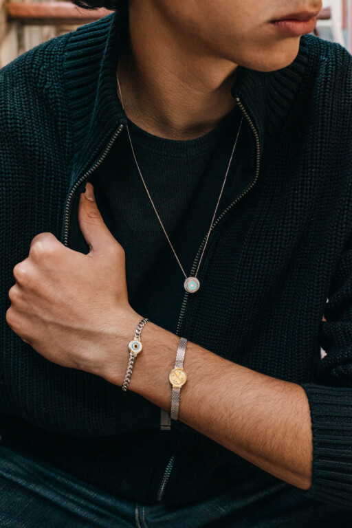 Joolet Κοσμήματα (Βραχιόλια από ασήμι 925) σε αντρικό χέρι. Ασήμι 925. Συνδυάζεται με όλα τα Joollions.