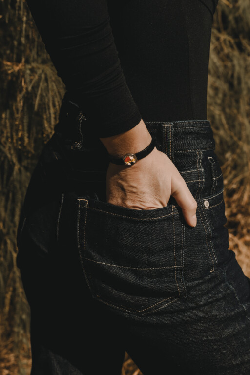 Μαύρο, δερμάτινο Joolet βραχιόλι από ασήμι 925 που συνδυάζεται με όλα τα Joollions.