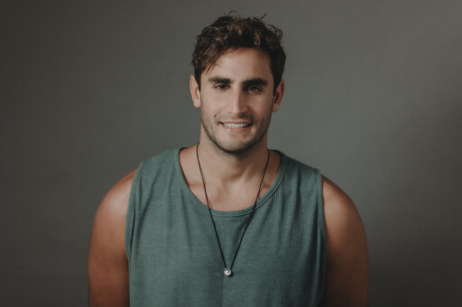 Joolet Κρεμαστό Μενταγιόν με μαύρο κορδόνι, από ασήμι 925. Συνδυασμός με το Joollion Waves Large.