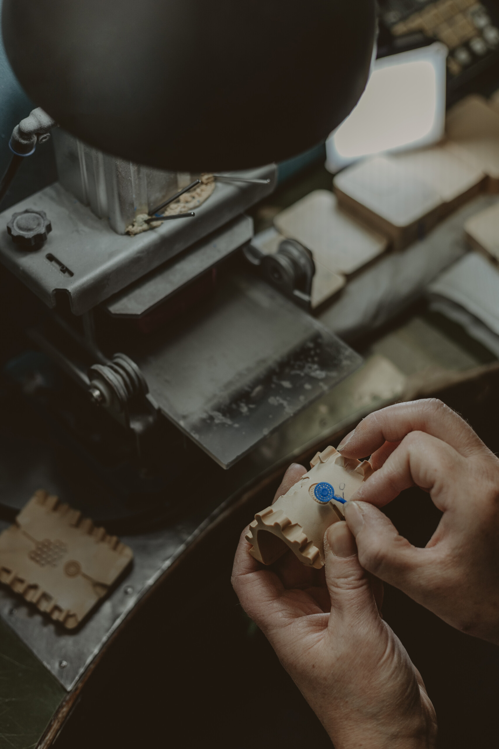 Ανακαλύψτε τον μοναδικό τρόπο παραγωγής των Joollions και Joolets από ασήμι 925.