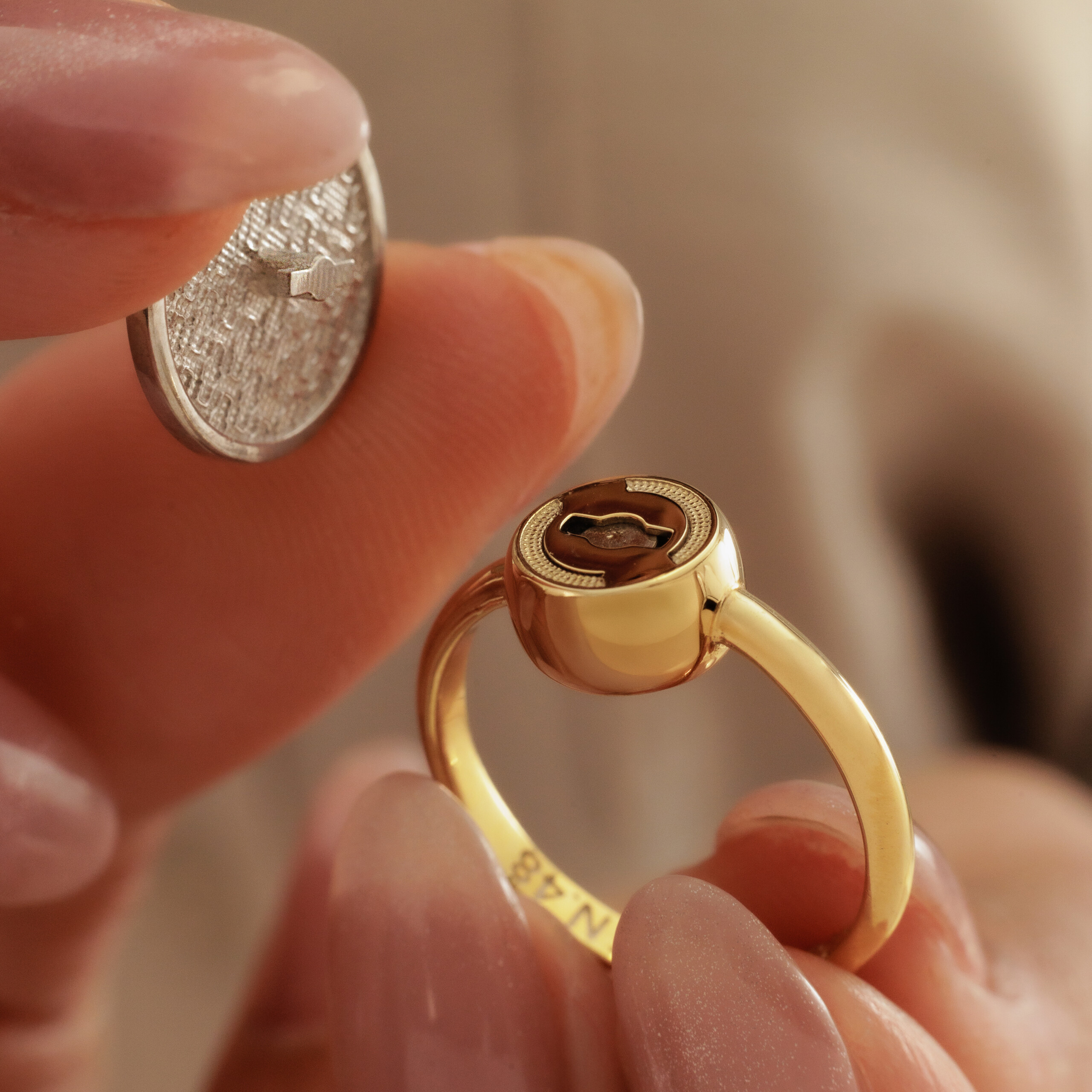 Φτιάξε τη διάθεσή σου φορώντας το κατάλληλο Joollion για την κάθε περίσταση. Όλα τα Joolets είναι έτοιμα να υποστηρίξουν τις επιλογές σου.